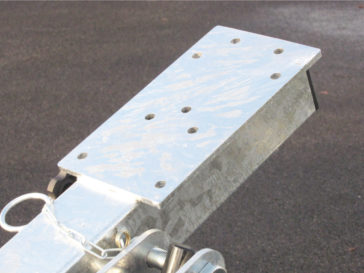 Three-position winch bracket